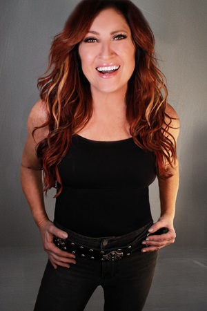 Jo Dee Messina